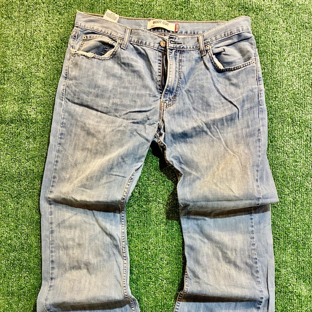 Levi's Men's Classic Blue Straight Jeans